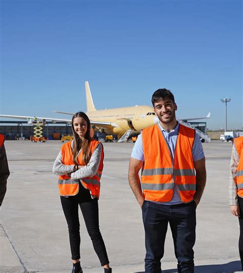 trabajar en airbus sevilla|Graduates Programmes in Spain